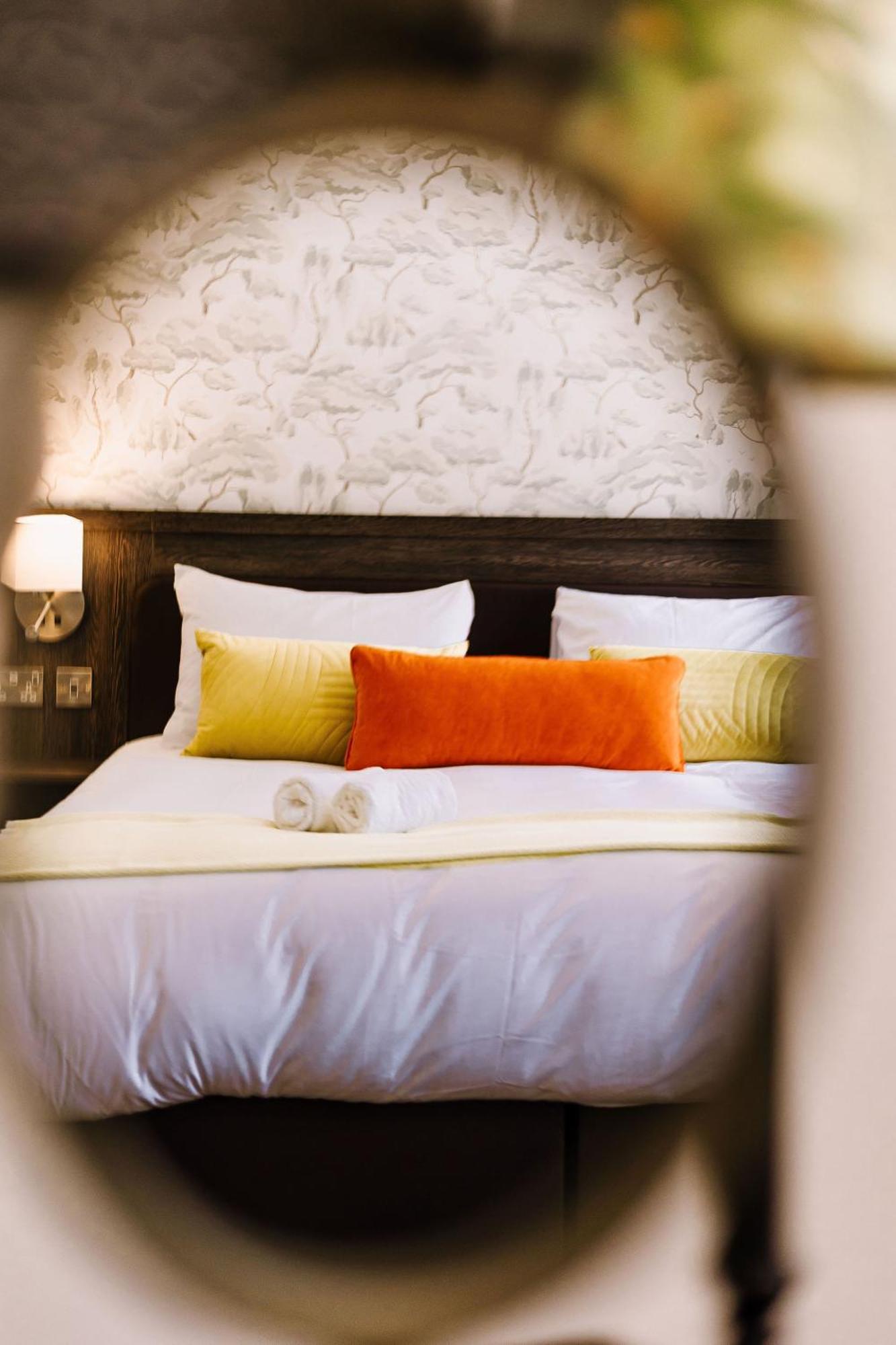 The Bull Hotel 斯托尼斯特拉福 外观 照片